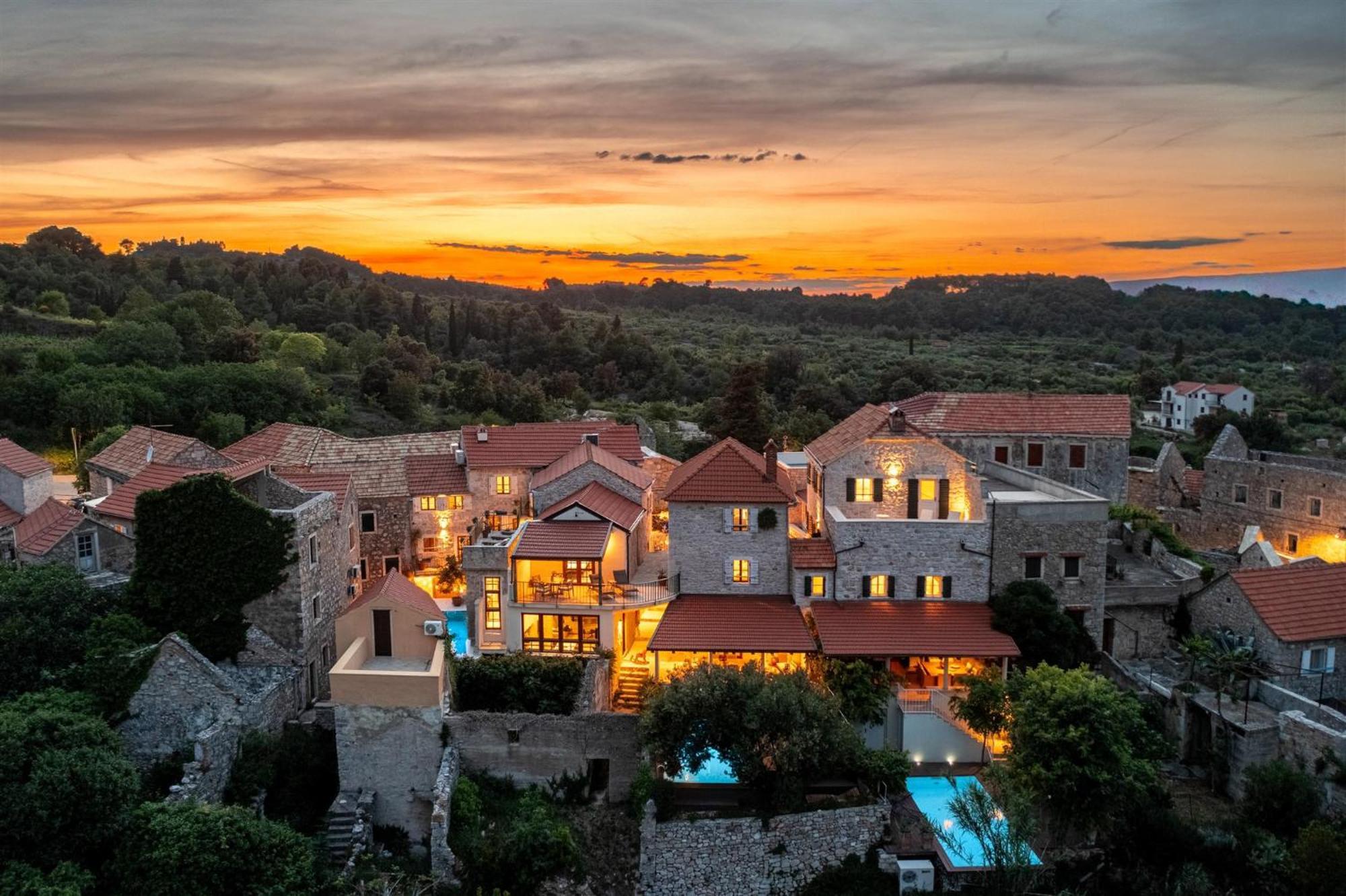 Dvor Pitve Villas Jelsa  Luaran gambar