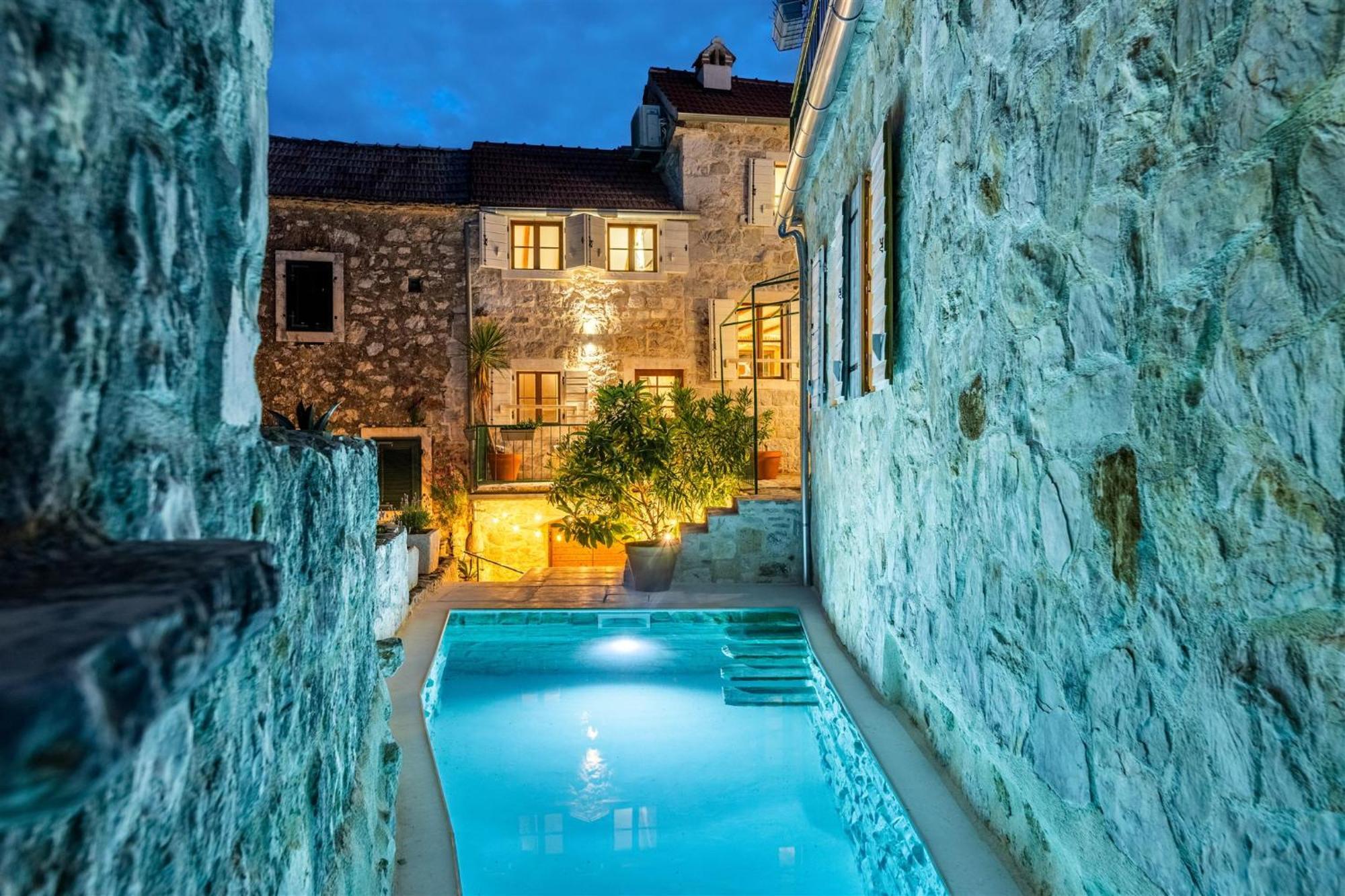 Dvor Pitve Villas Jelsa  Luaran gambar